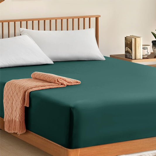 Emerald Egyptian Cotton Fitted Sheet (300TC) – Hotel Quality Deep Fit Bedsheet